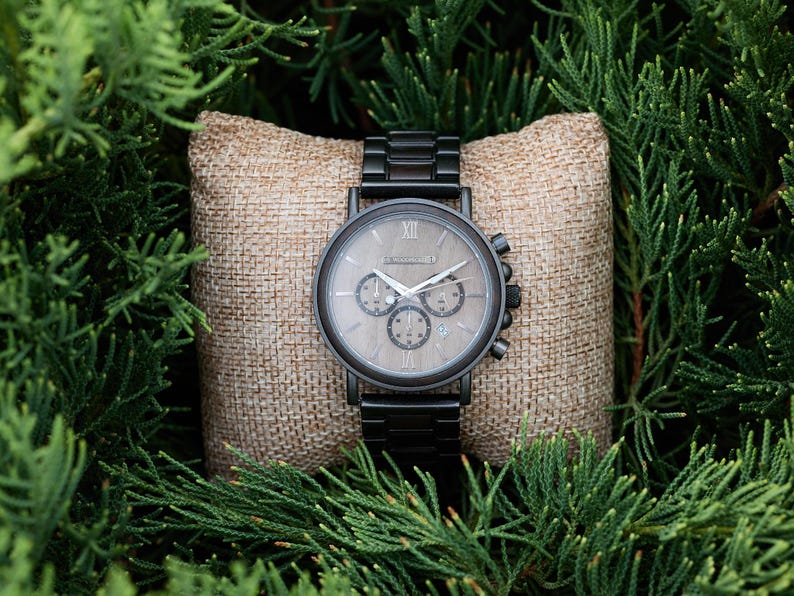 Reloj grabado / Regalo personalizado para él / Reloj de madera grabado para hombre / Regalo de aniversario, reloj de madera para hombre imagen 3