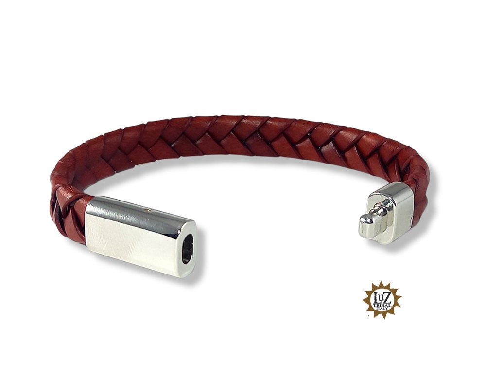 Men's Braided Leather Bracelet Burgundy Red Various Sizes Steel Closure -   Canada