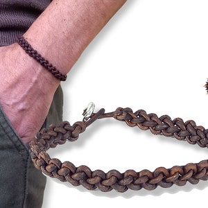 Men's bracelet in hand-woven raw leather - Adjustable - Dark Brown