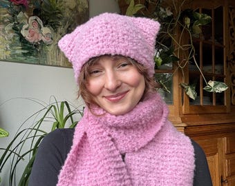 Kitty scarf knitting pattern PDF (digital item!)