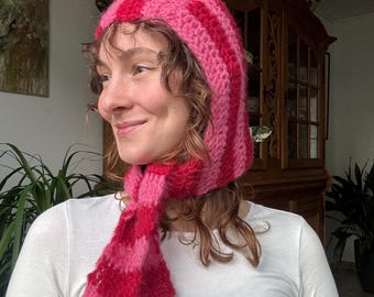 striped bonnet