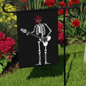 Bandera del jardín de esqueletos, bandera del jardín de Halloween, estandarte de casa de esqueletos divertidos, bandera del jardín de otoño, bandera de la temporada espeluznante, Skelly, bandera de esqueleto