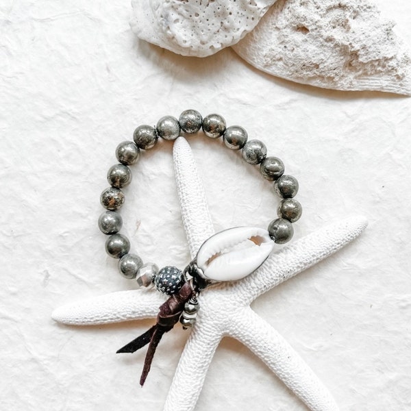 Pyrite Bracelet With Cowrie Shell/Beach Chic/Beachy Boho/Boho Bracelet/Shell Bracelet/Cowrie Shell Jewelry/Gemstone Jewelry/Gift For Her