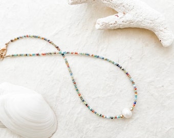 Bunte Glasperlenkette mit Süßwasserperle/Boho Kette/Strand Schmuck/Perlenkette/Geschenk für Sie/Strandkette/Sommer Schmuck