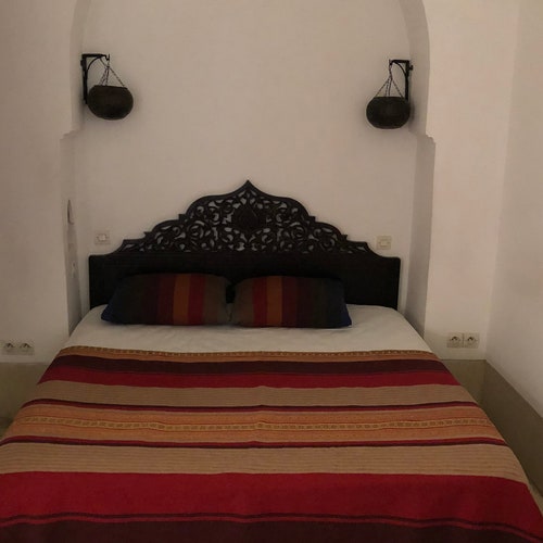 Shops HANDWOVEN THROW BLANKET