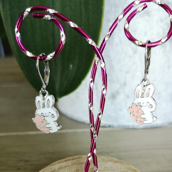 Boucles d'oreilles dormeuses acier inoxydable Bijou pour enfant Bijou en émail de couleur rose et blanc Dormeuses or