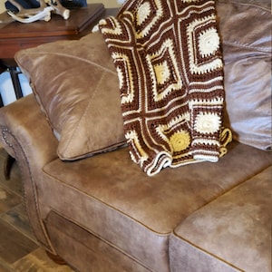 Sunny Squares Crochet Throw Pattern
