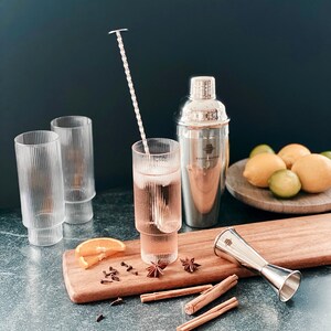 Ensemble Shaker à Cocktail Rusty Barrel Mayfair - 750ml Acier Inox Avec Passoire, Doseur & Recettes