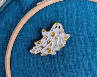 Needle Minder (Ghost) | Needle Magnet | Embroidery Needle Safe