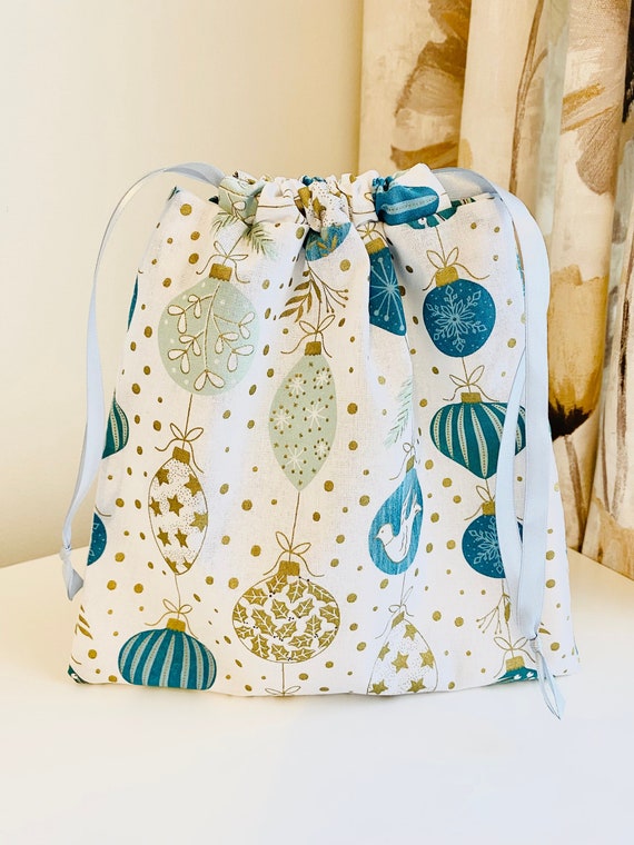Christmas Drawstring Gift Bag - Ball Balls