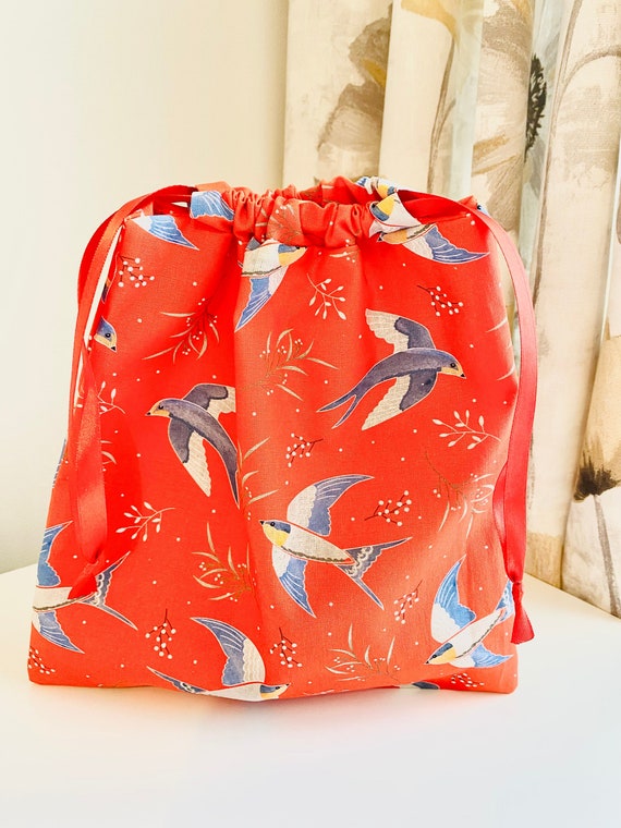 Christmas Drawstring Gift Bag - Mistletoe & Swallows