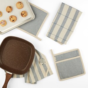 Support Your Local Farmers Towel & Potholder Set main image 0
