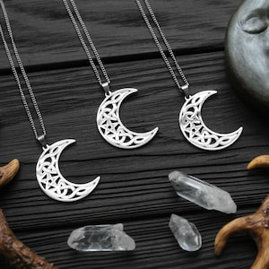 Celtic moon necklace Pentacle moon necklace Pentagram Wicca Witch Celtic Knot Triquetra pagan jewelry Irish Knot Jewelry Pentacle Jewellery