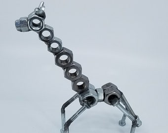 Welded metel nut and bolt giraffe