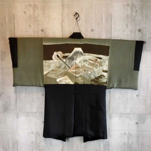Rare Antique Japanese Haori for Men – Mount Fuji Landscape Design