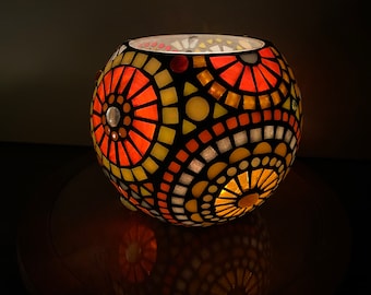 Mosaik Windlicht aus Tiffanyglas orange und kugelrund / Kreise