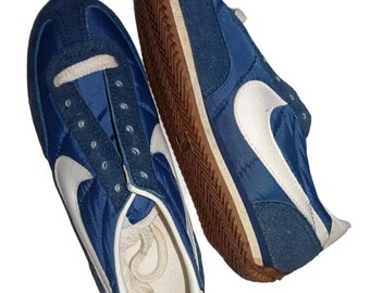 old fashioned nike shoes