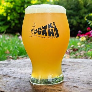 Hawk Tuah Beer Glass – Funny Meme Glass for Beer Lovers – Viral Trend Drinking Gift, Unique Barware & Party Glassware Gift For Him