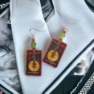 Orecchini in acrilico con carte dei tarocchi – Gioielli occulti ispirati all'horror anni '80, accessorio di Freddy Krueger per gli amanti della moda gotica e di Halloween