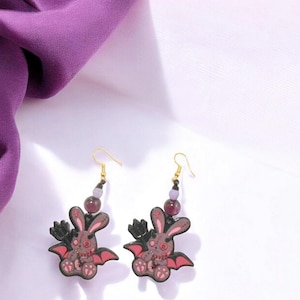 Pendientes acrílicos de conejo de terror kawaii pastel goth: joyas góticas espeluznantes, accesorios de Halloween, joyas de dibujos animados únicas, regalo para ella