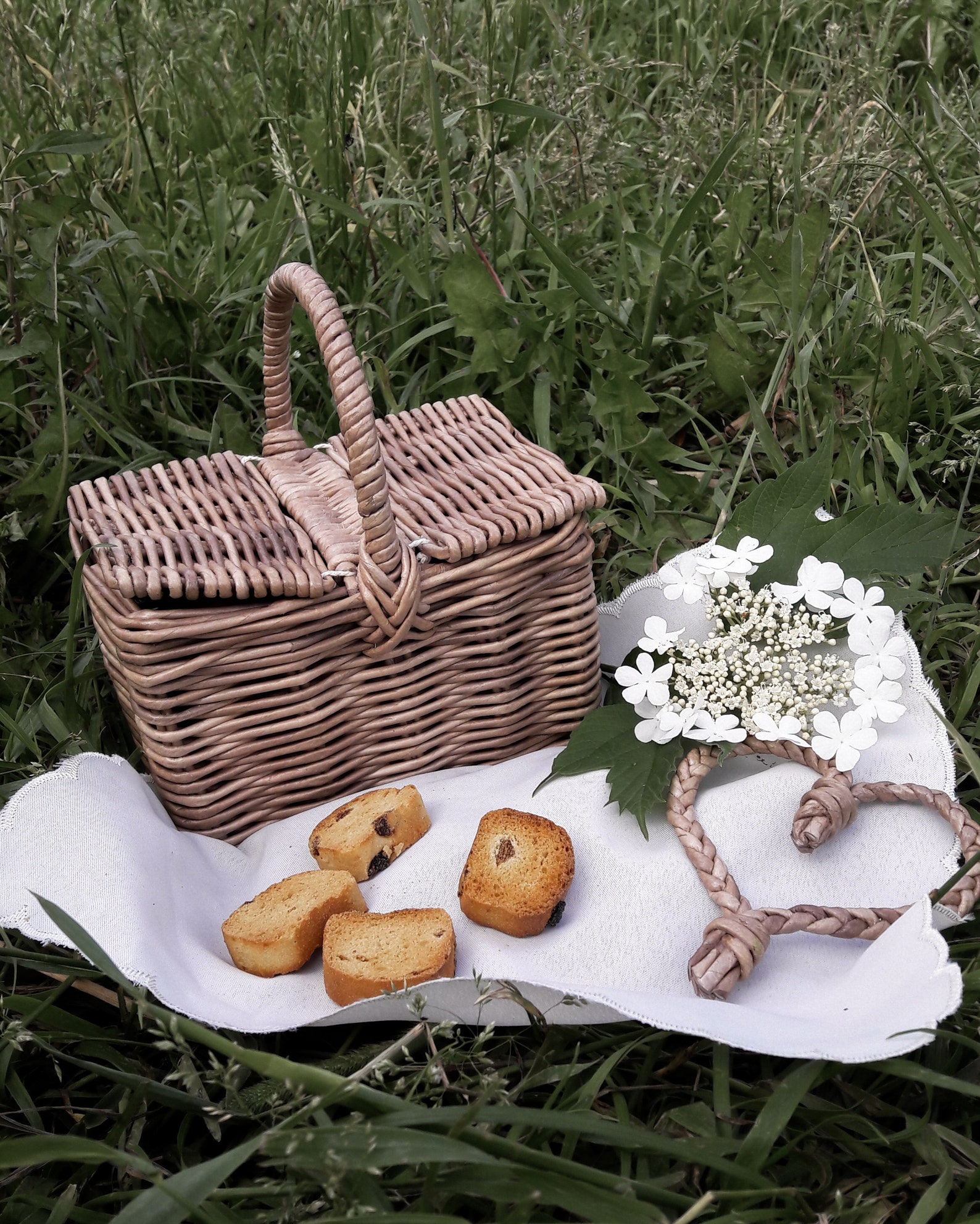 Mini wicker picnic basket Child's toy picnic basket Etsy
