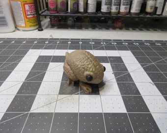 Brain Frog - Andalusite - Resin Collectible Art Toy