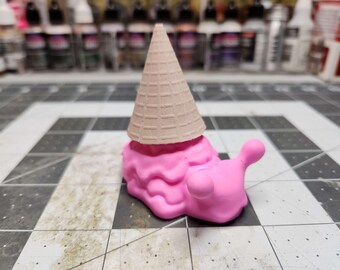 Slow Cone - Bubble Gum - Resin Collectible Art Toy