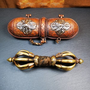 Gandhanra Vintage Vajra Dorje with Copper Case ,Tibetan Tantric Buddhism (Vajrayana) Ritual Implement,Handmade in Nepal,7.88&quot;