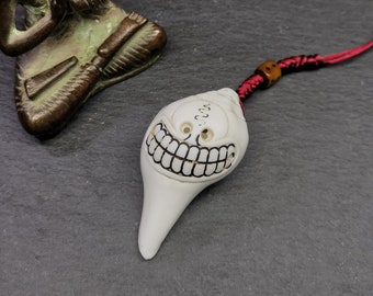 Gandhanra Tibetan Buddhism Amulet,Hand Carved White Conch Shell Shankha with Skull Citipati Symbol,Tibetan Ritual Implement - 2.2" × 1.14"