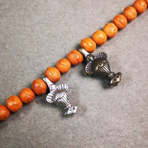 Gandhanra Handmade Buddhist Mala Counter Clip,Bum Counter Clip for Prayer Beads,Treasure Vase Shape