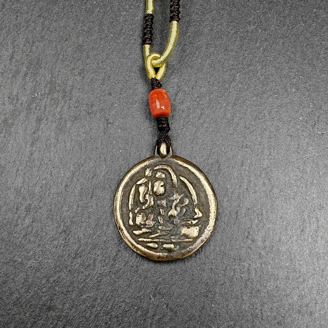 ガンダンラ古代チベット仏教のお守りバッジ、寿老、長寿の星、トクチャ