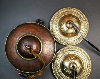 Gandhanra 9cm Tibetan Cymbals, Tingsha Bell,Buddhism Ritual Implement,Handmade in Nepal,Special OM Mantra