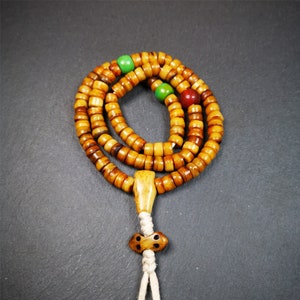 Gandhanra Old Tibetan 108 Yak Bone Mala,Prayer Beads Necklace,Rosary Beads for Meditation,Diameter 0.35&quot;, Circumference 22&quot;