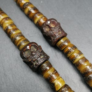 Gandhanra Handmade Tibetan Citipati Kapala Bone Skull Spacer Bead for Mala,Prayer Bead Pendant Accessories,21 × 20mm