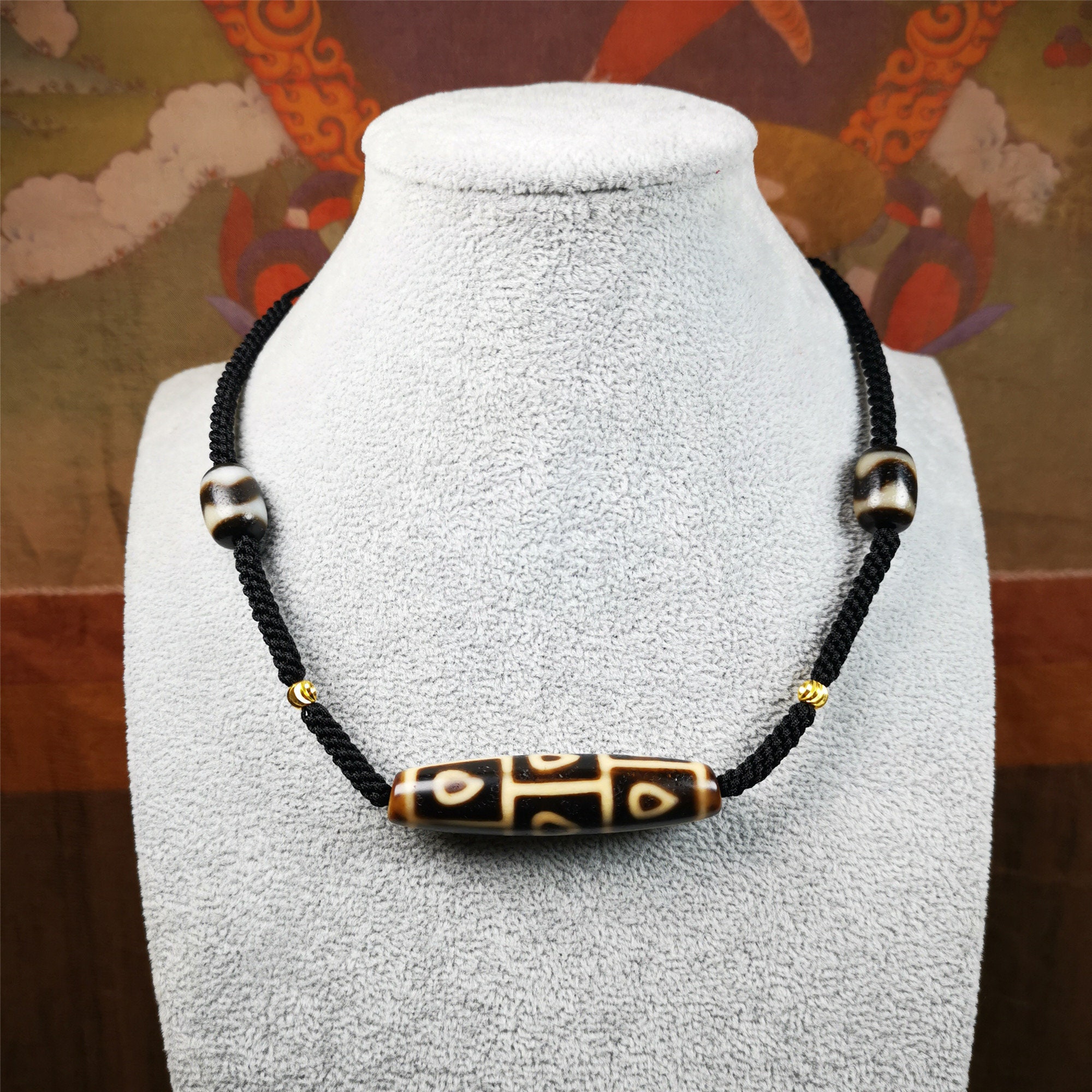 Tibetan old silver amulet necklace - Tibet Arts & Healing