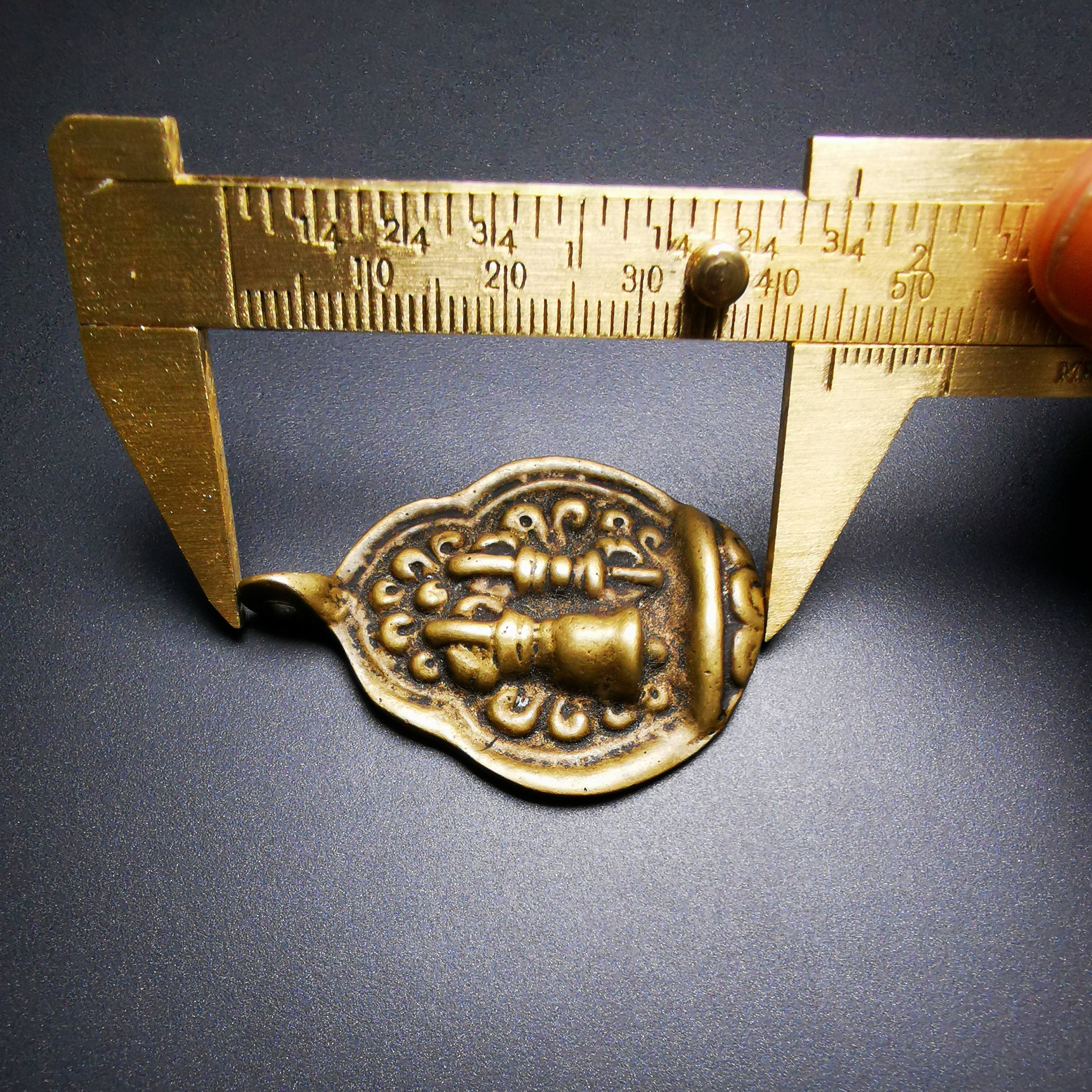 ガンダンラアンティークチベット仏教守護お守りペンダント、チベットの