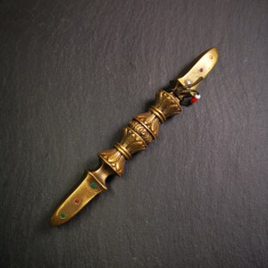 Gandhanra Handmade Vintage Vajra Dorje,Tibetan Buddhism (Vajrayana) Ritual Implement,Made of Brass,50 Years Old