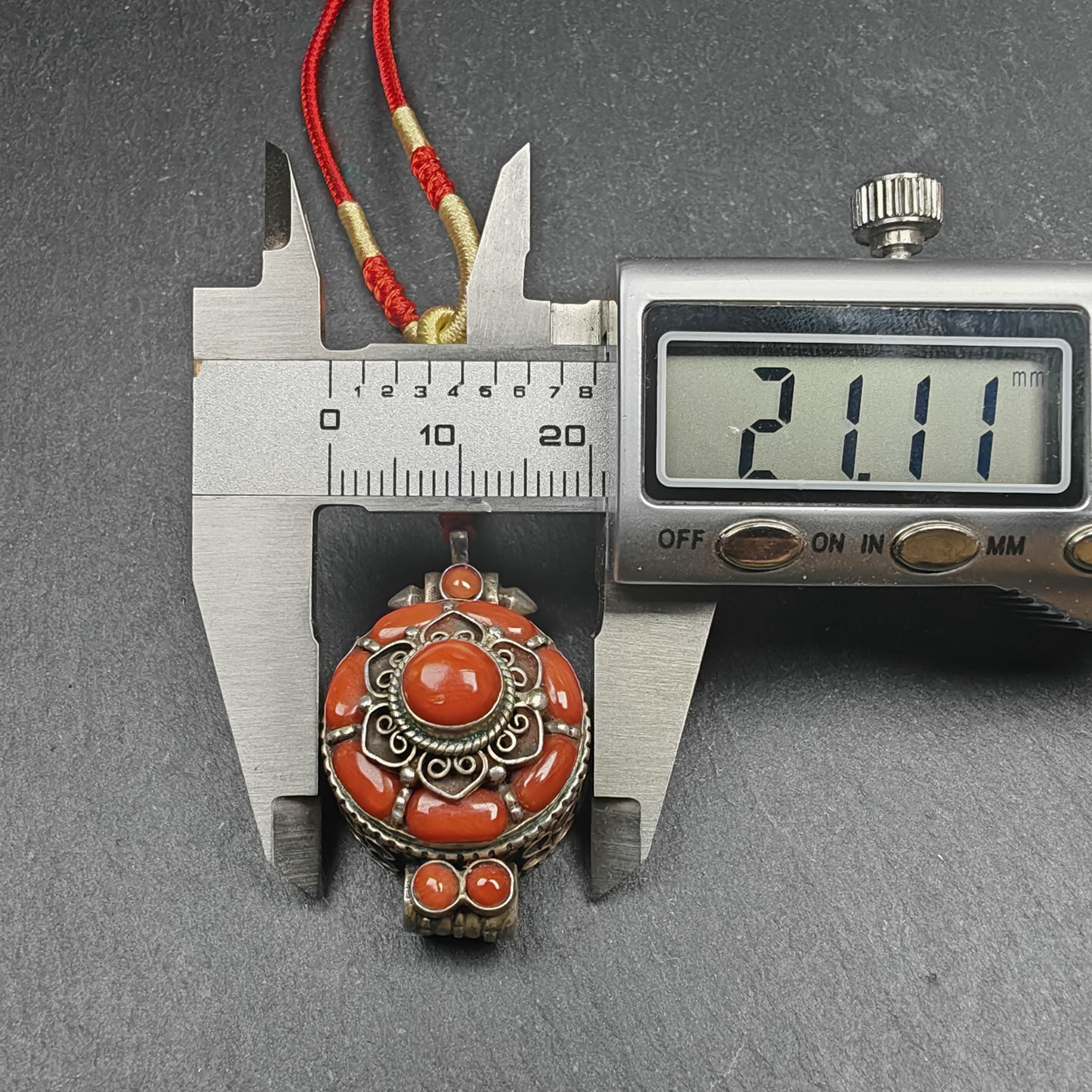 本物のガウボックスお守り - ミニガウ神社 - ポータブルチベット仏教