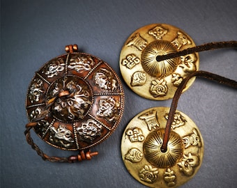 Gandhanra 7.4cm Tibetan Cymbals,Tingsha Bell,Buddhism Ritual Implement,Handmade in Nepal,Astamangal Pattern