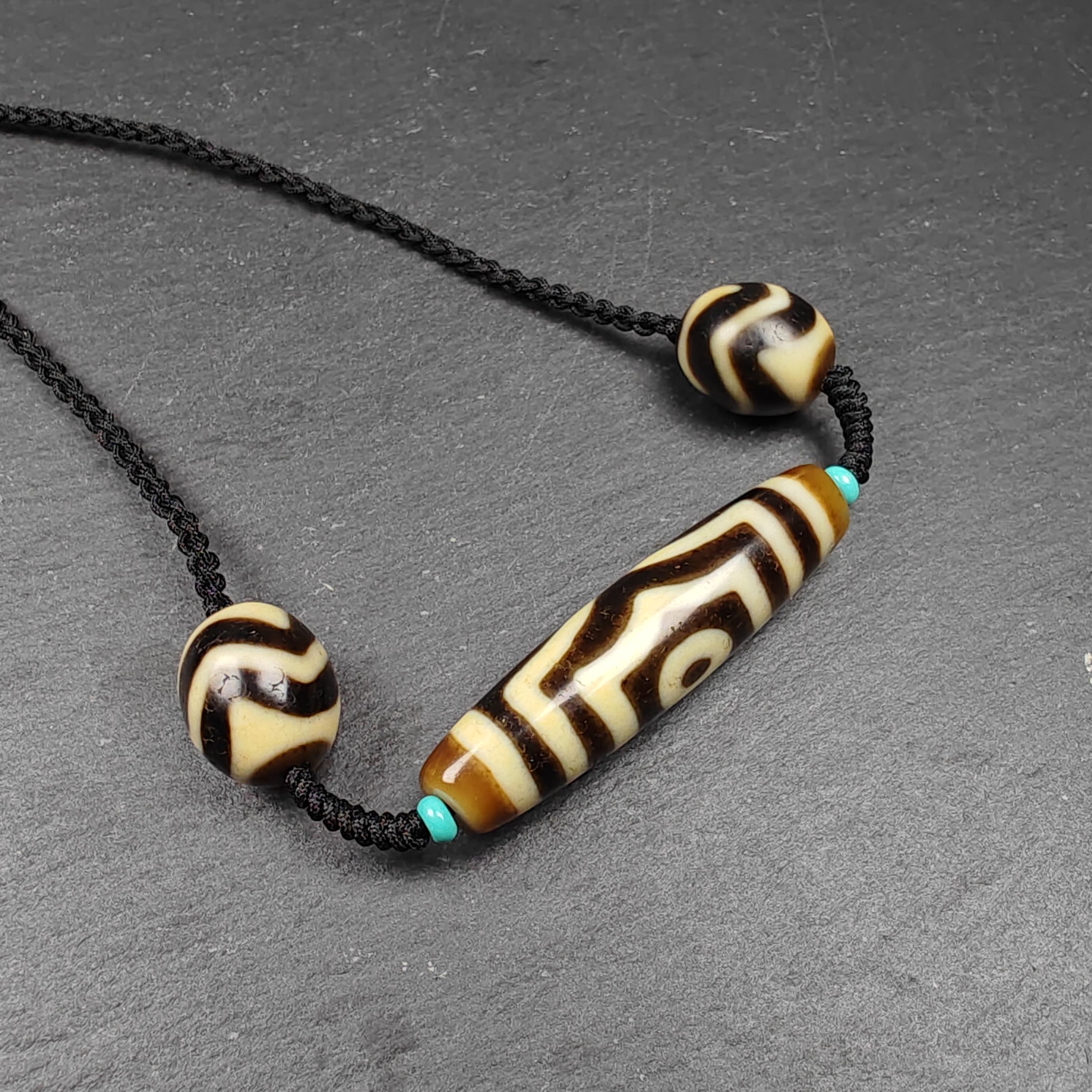Authentic Tibetan Necklace:3 Eyes Dzi + Wave Dzi Beads Amulet