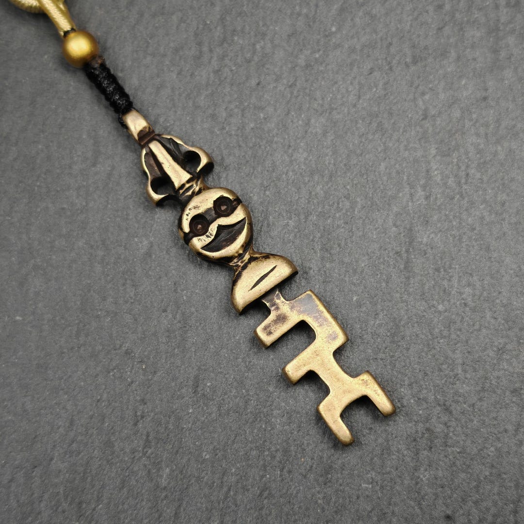 Antique Tibetan Amulet,the Key of Heart Pendant, Gandhanra Handmade ...