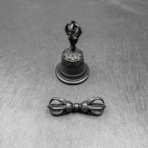 Old Vajra and Bell Set - Tibetan Tantric Buddhism Ritual Implement - 5cm Mini Type