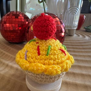 Crochet Cupcake Keychain