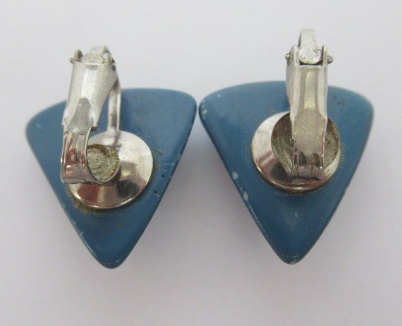 Vintage 1980's Blue Triangular Acrylic Clip On Ea… - image 4