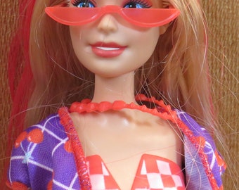 Mattel Barbie Color Reveal Barbie-Puppe