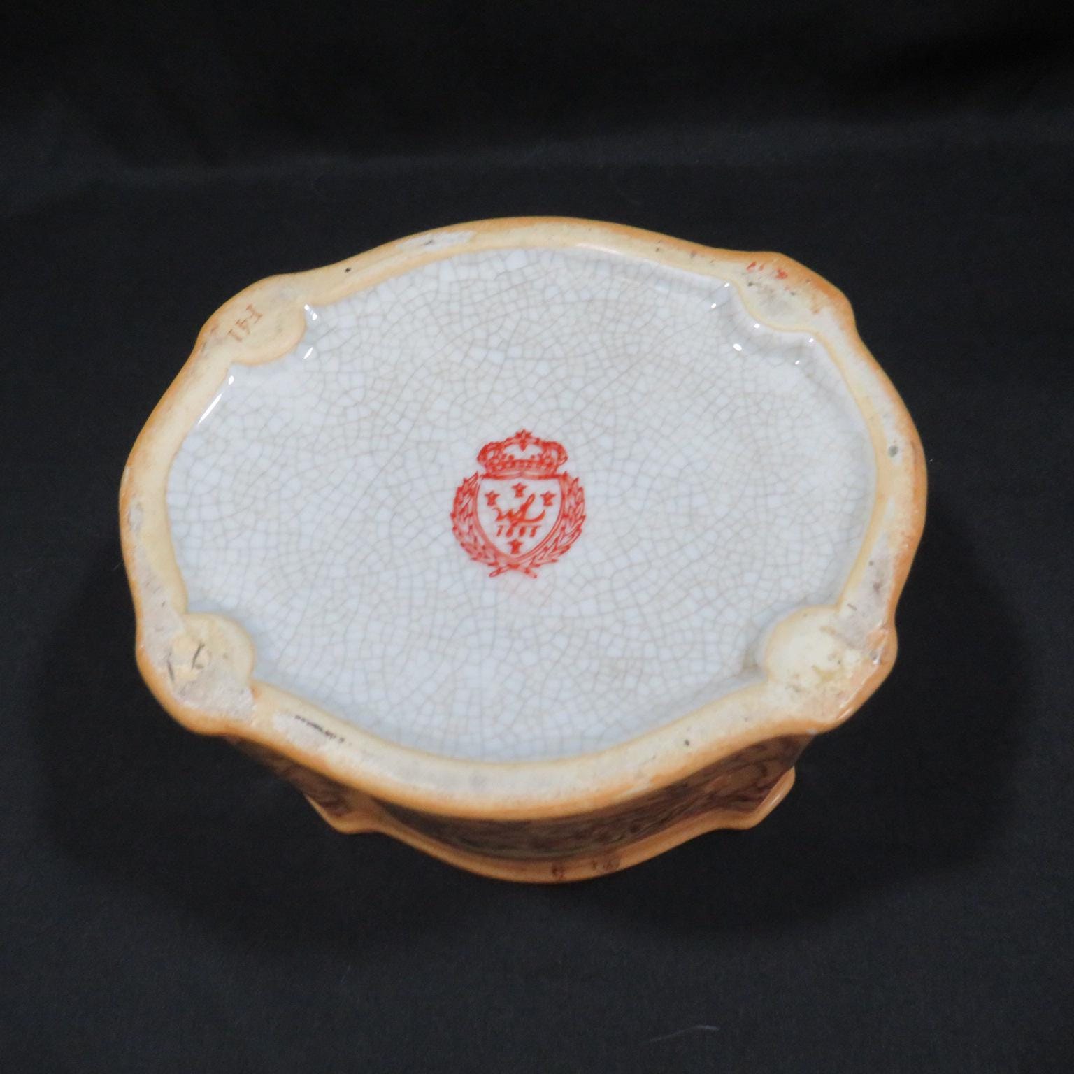 Vintage Wong Lee (WL) Porcelain Pot - Etsy