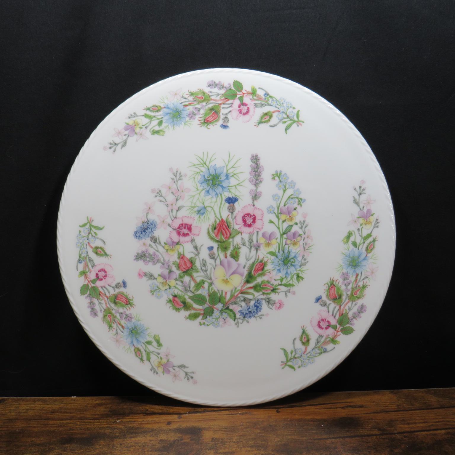 Aynsley Fine Bone China Wild Tudor Gateau / Cake / Serving Plate