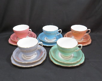 Vintage Royal Doulton Sarabande H5023 English Fine Bone China