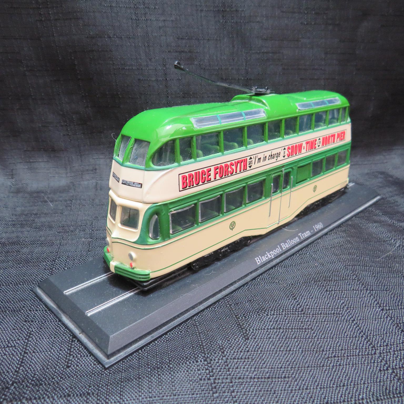 Atlas Blackpool Balloon Tram Model 1:76