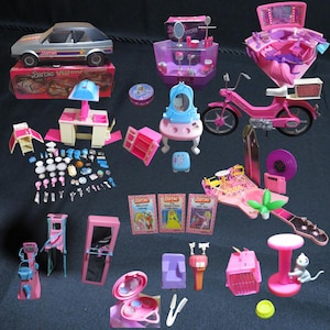 Vintage Mattel Barbie Accessories